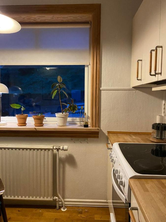 Apartamento Cosy House Near Airport Sørvágur Exterior foto